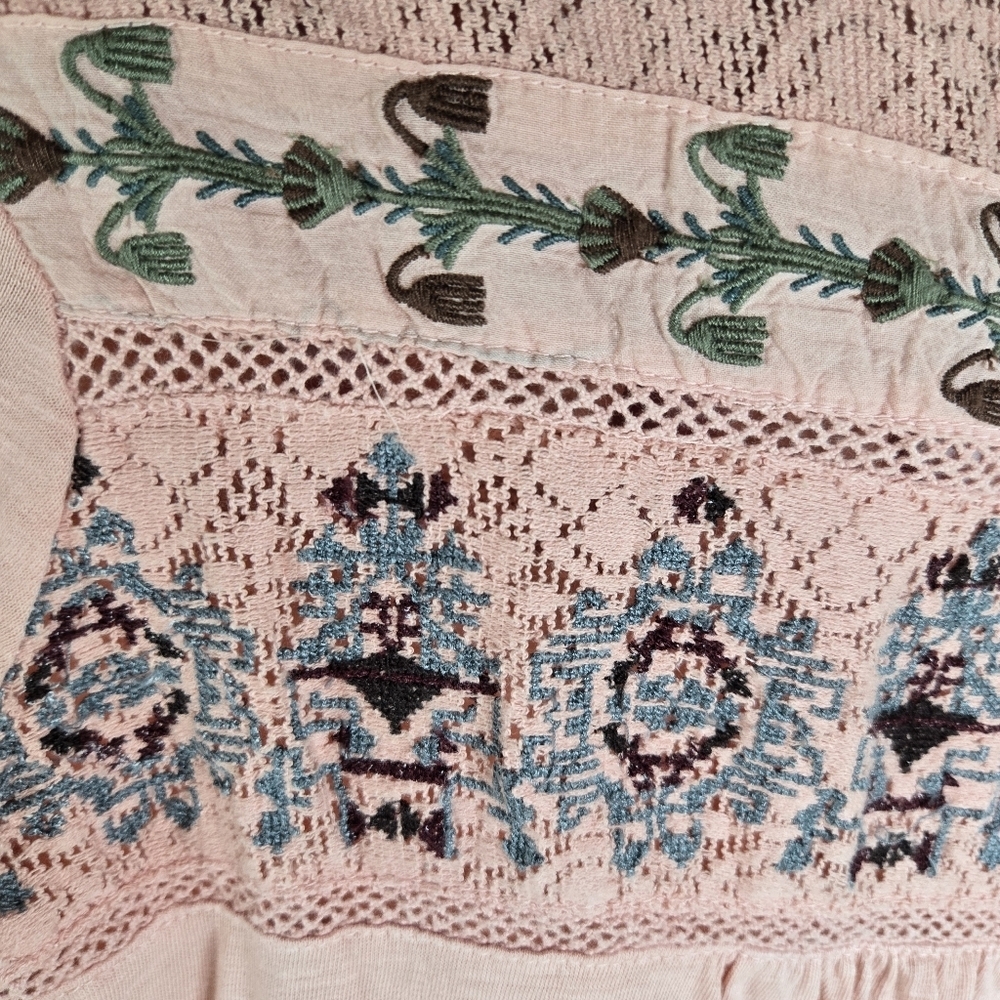 Sundance Creating Memories Embroidered Boho Top - image 6